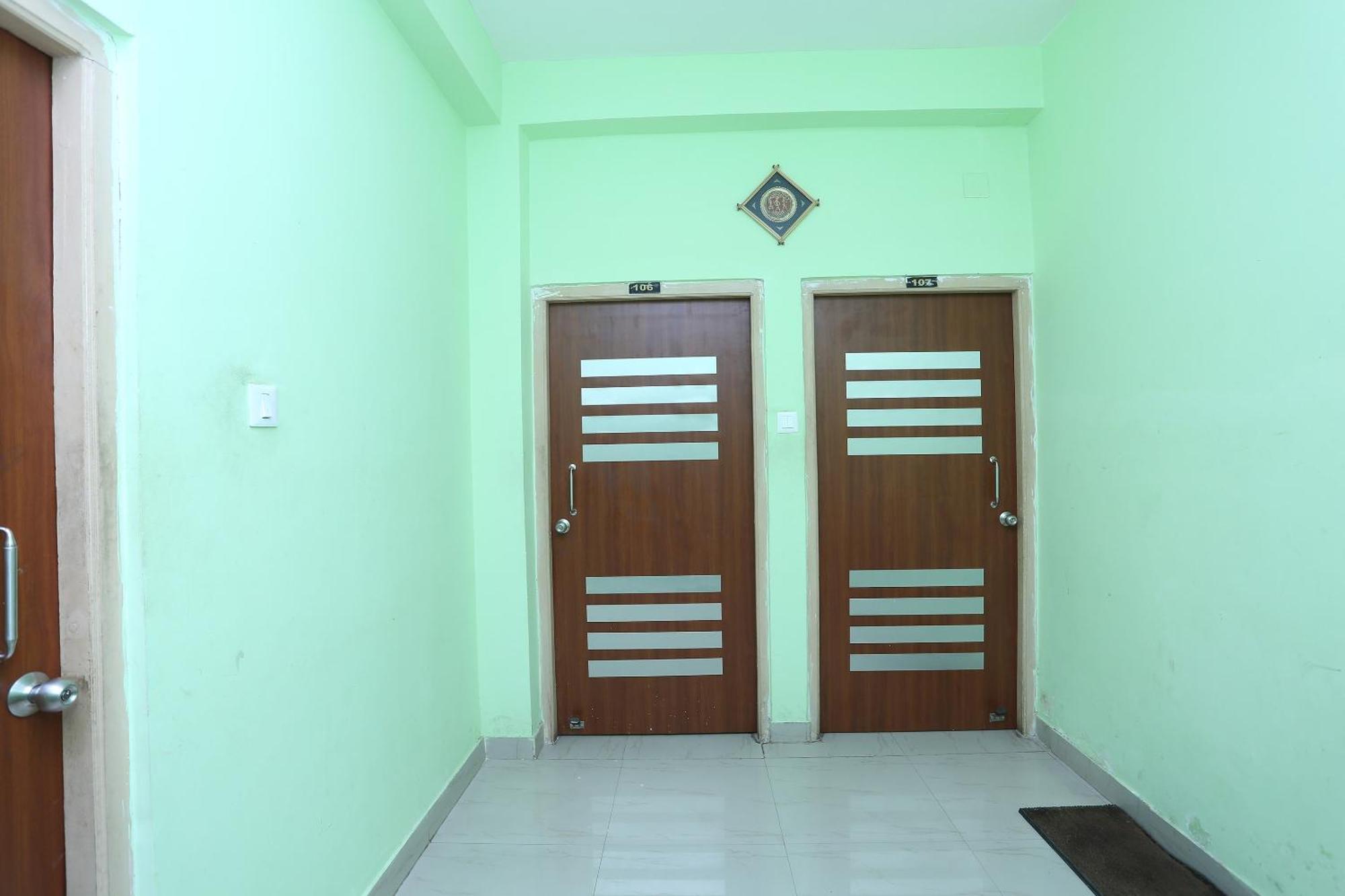 Hotel O Sambit Nx Bhuvanesvar Kültér fotó